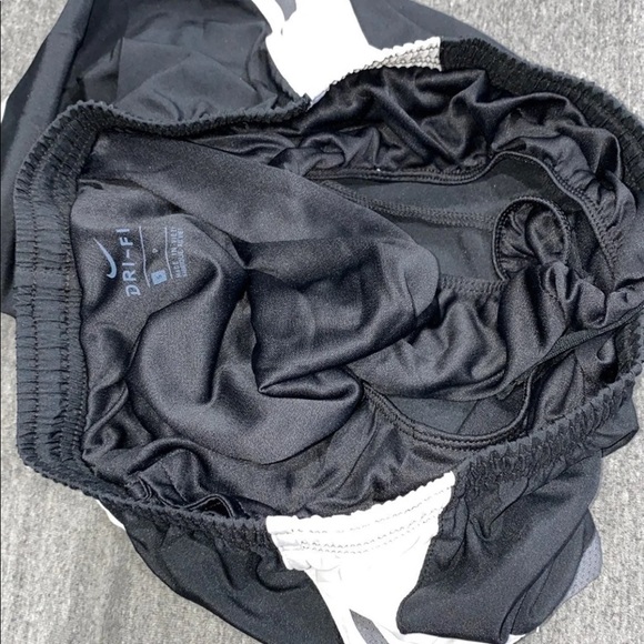 🖤🤍SOLD🤍🖤 - Picture 4 of 5